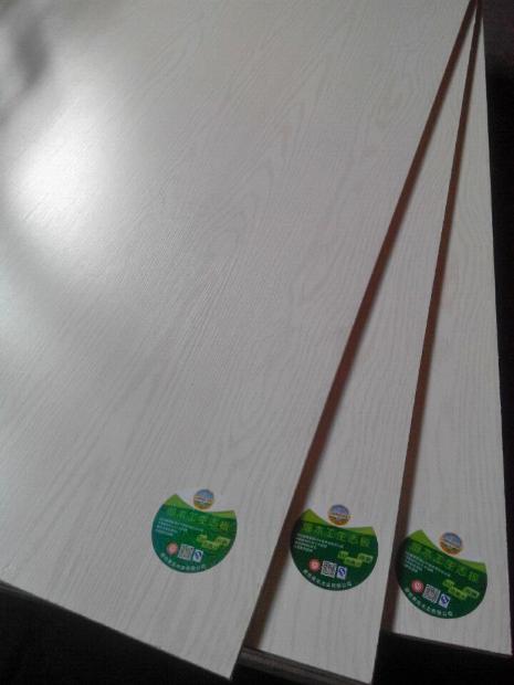 生態(tài)板